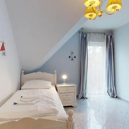 Strandnahes Mit Terrasse, Strandamsel, Ferienhaus *