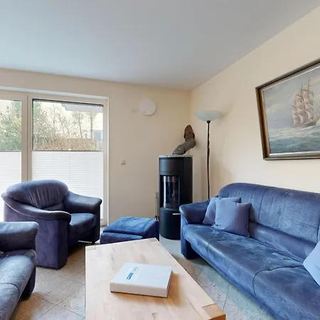 Strandnahes Mit Terrasse, Strandamsel,