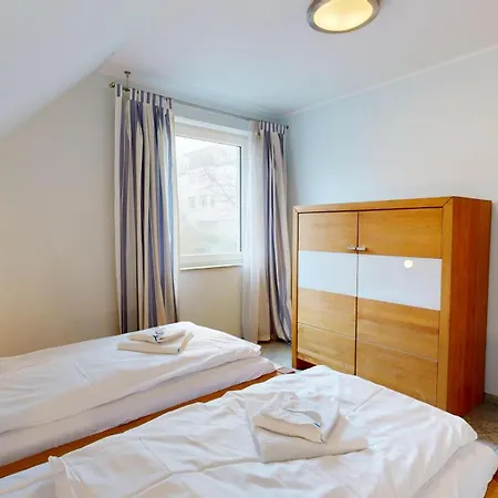 Prázdninový dům Strandnahes Mit Terrasse, Strandamsel, Binz