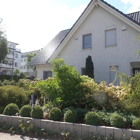 Strandnahes Mit Terrasse, Strandamsel, Holiday home *